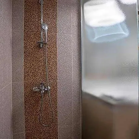 Hotel Havana Warna
